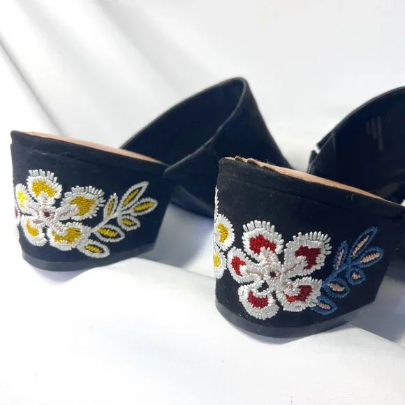 Restricted Women's Slip On Block 2 1/2" Heels-Black Floral Embroidered-Open Toe - Picture 5 of 16